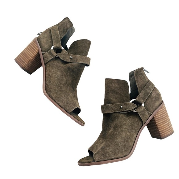 Crown Vintage Mason Suede Open Toe Boho Booties in Olive 9.5 - Picture 1 of 8